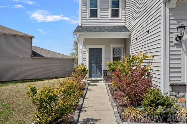 11935 Red Leaf Drive, Charlotte, NC 28215