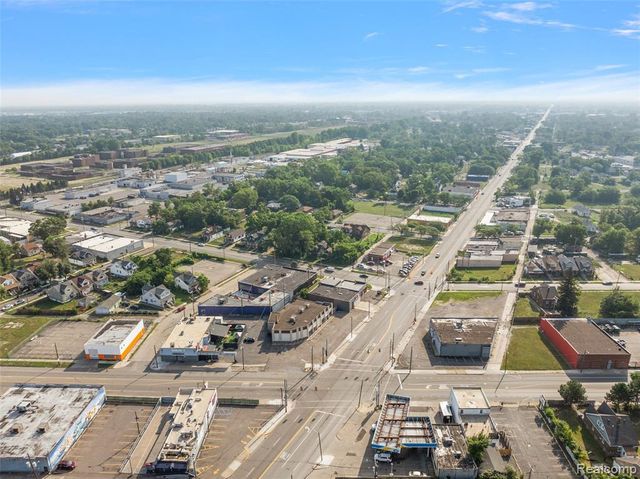 3805 E Mcnichols Road, Detroit, MI 48212