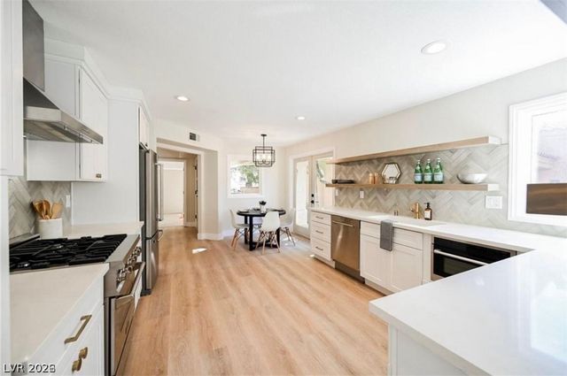 5095 Turnberry Lane, Las Vegas, NV 89113