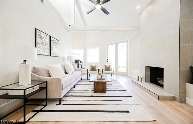 5095 Turnberry Lane, Las Vegas, NV 89113