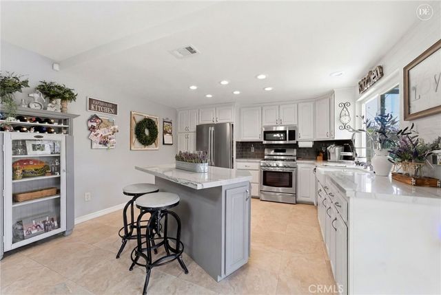 27803 Rainbow Lane, Highland, CA 92346