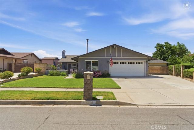 27803 Rainbow Lane, Highland, CA 92346