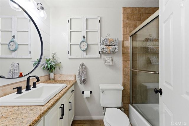 27803 Rainbow Lane, Highland, CA 92346