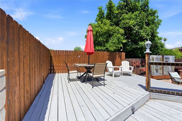 27803 Rainbow Lane, Highland, CA 92346