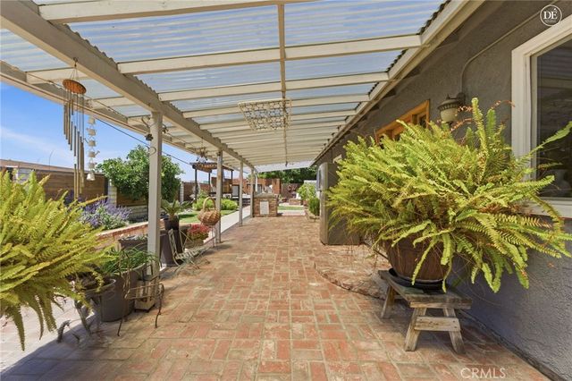 27803 Rainbow Lane, Highland, CA 92346