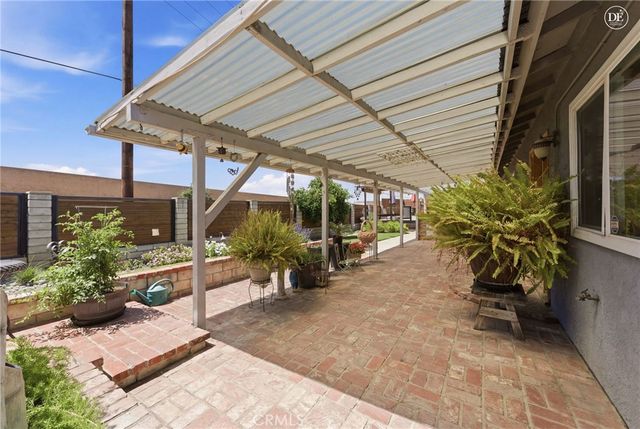 27803 Rainbow Lane, Highland, CA 92346