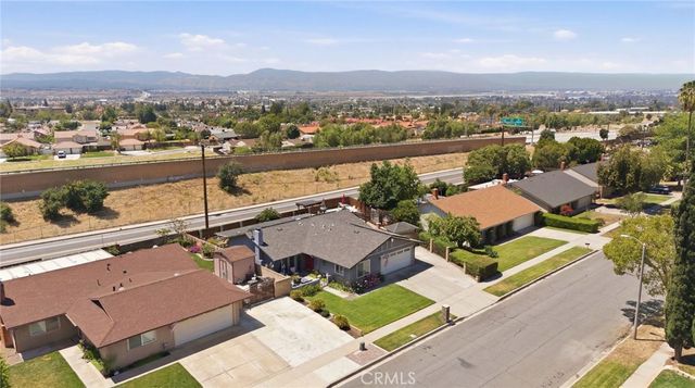 27803 Rainbow Lane, Highland, CA 92346