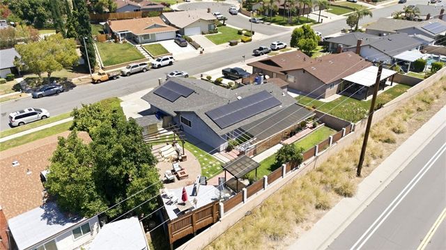 27803 Rainbow Lane, Highland, CA 92346