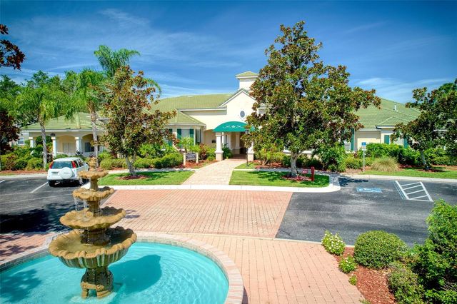 5146 NORTHRIDGE ROAD 303, Sarasota, FL 34238