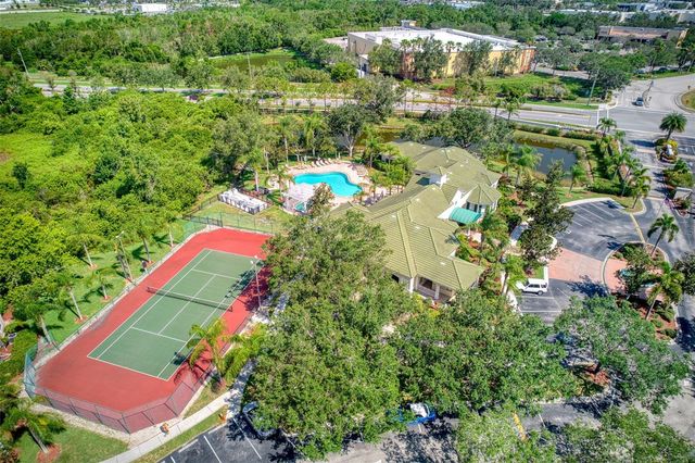 5146 NORTHRIDGE ROAD 303, Sarasota, FL 34238