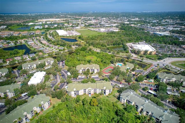 5146 NORTHRIDGE ROAD 303, Sarasota, FL 34238