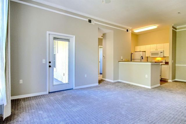 5146 NORTHRIDGE ROAD 303, Sarasota, FL 34238
