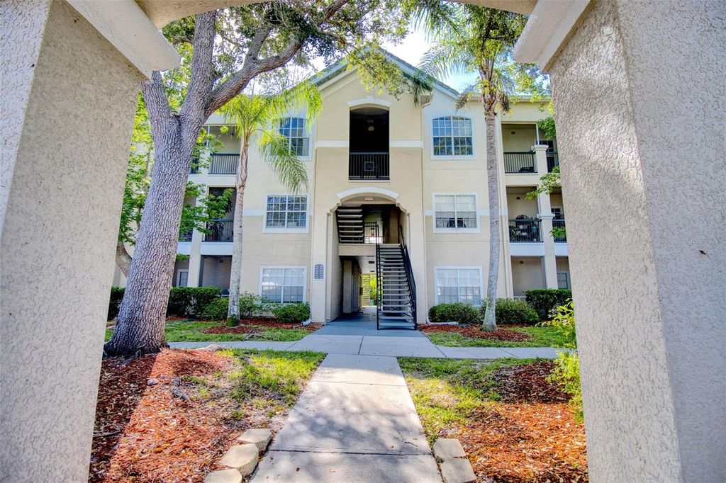 5146 NORTHRIDGE ROAD 303, Sarasota, FL 34238