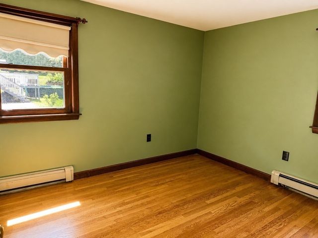 7 Fred Street, Burlington, MA 01803