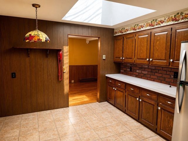 7 Fred Street, Burlington, MA 01803
