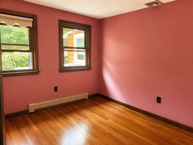 7 Fred Street, Burlington, MA 01803