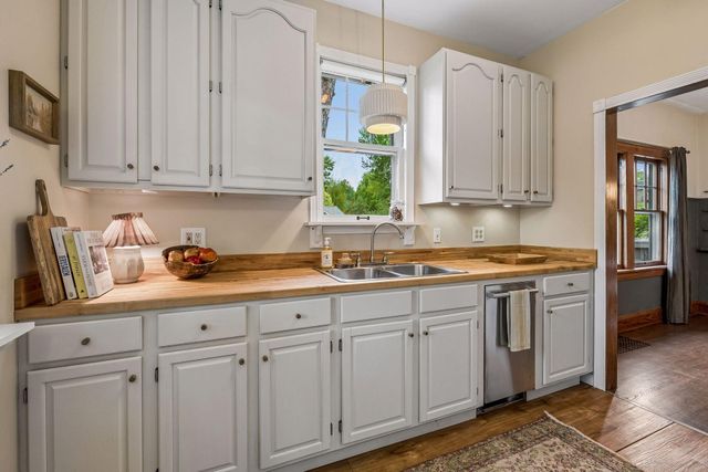4200 Oakland Avenue, Minneapolis, MN 55407