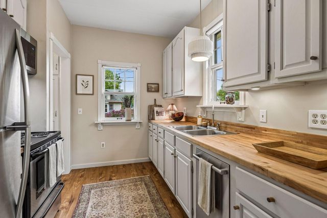 4200 Oakland Avenue, Minneapolis, MN 55407