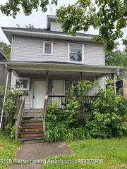 917 E Kalamazoo Street, Lansing, MI 48912