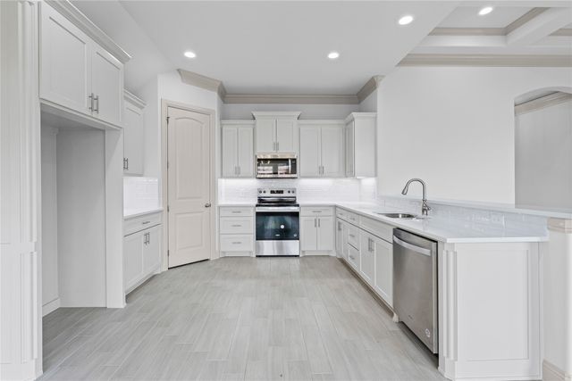 725 Jameson Street, Springtown, TX 76082