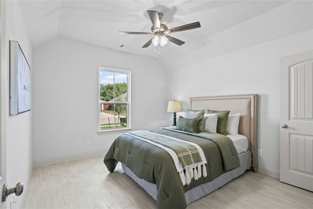 725 Jameson Street, Springtown, TX 76082