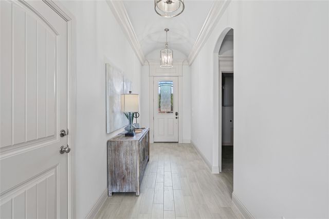 725 Jameson Street, Springtown, TX 76082