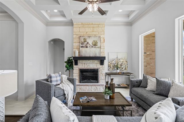 725 Jameson Street, Springtown, TX 76082