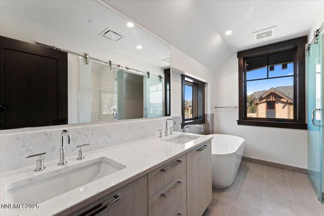 46 Beach Club Drive 905, Stateline, NV 89449