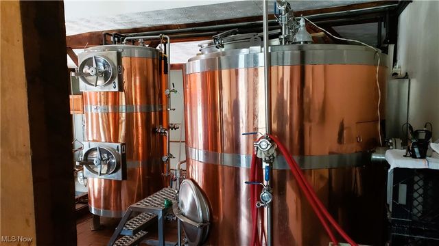 8148 Main Street, Garrettsville, OH 44231