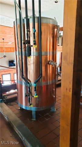 8148 Main Street, Garrettsville, OH 44231