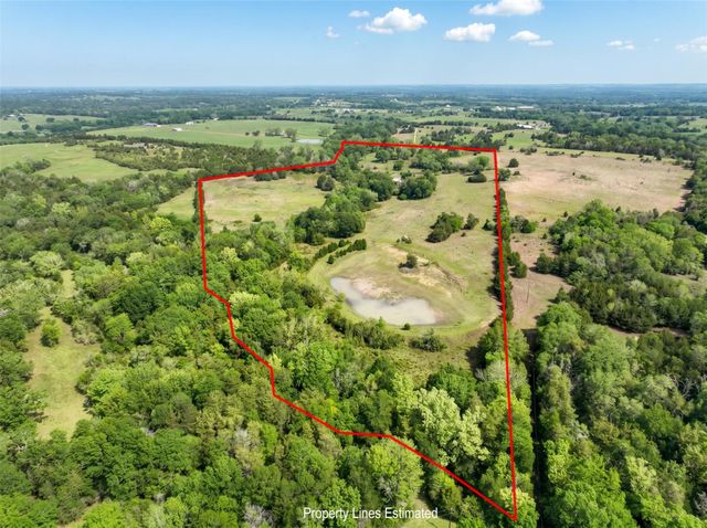 144 Century Lane, Bellville, TX 77418