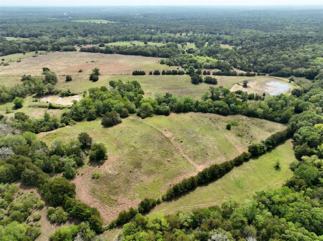 144 Century Lane, Bellville, TX 77418