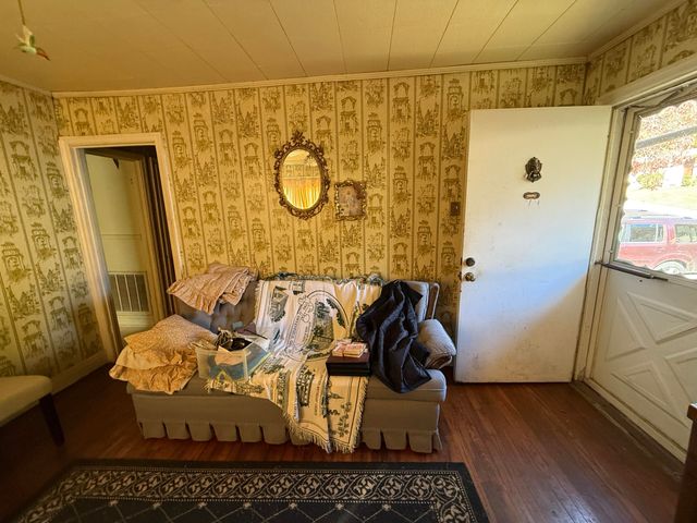 714 4th ST, Martinsville, VA 24112