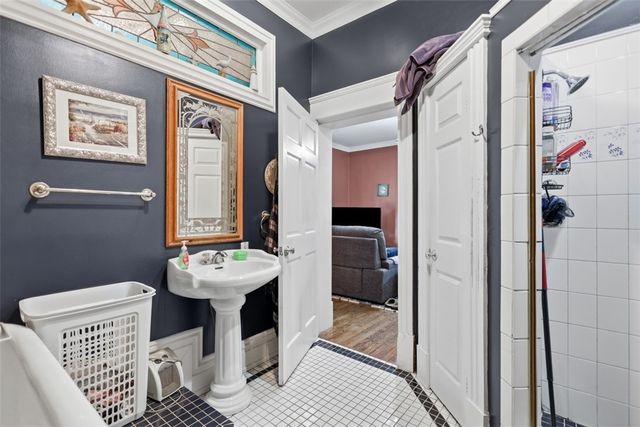 224 W College St, Canonsburg, PA 15317