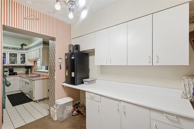 224 W College St, Canonsburg, PA 15317