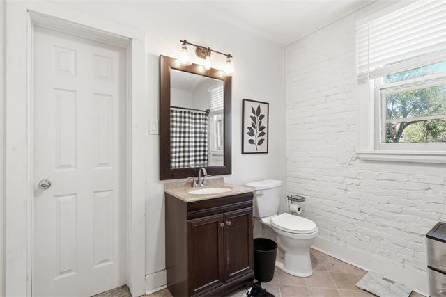 224 W College St, Canonsburg, PA 15317