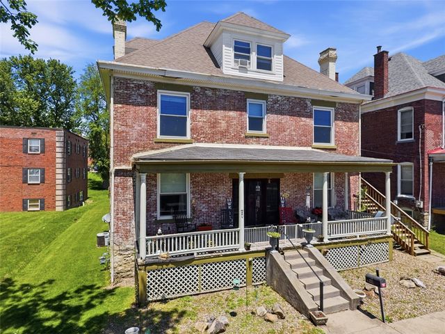 224 W College St, Canonsburg, PA 15317