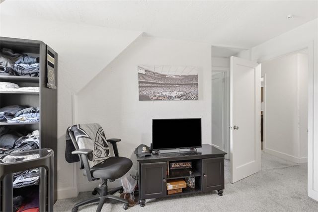 224 W College St, Canonsburg, PA 15317