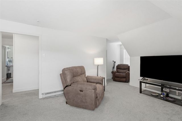 224 W College St, Canonsburg, PA 15317