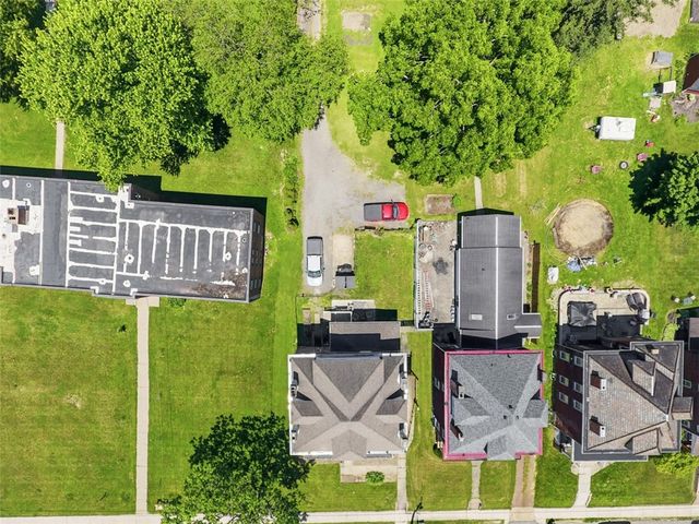 224 W College St, Canonsburg, PA 15317
