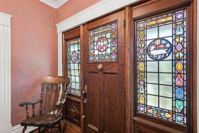 224 W College St, Canonsburg, PA 15317