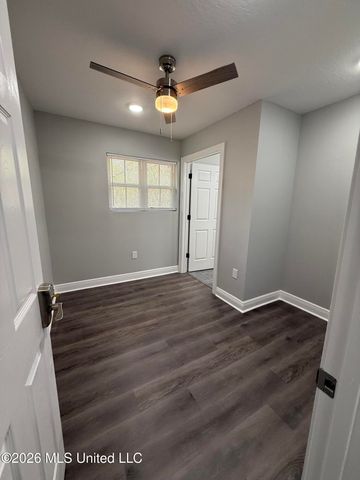 47 Lee Road, Sumrall, MS 39482