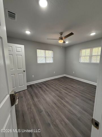 47 Lee Road, Sumrall, MS 39482