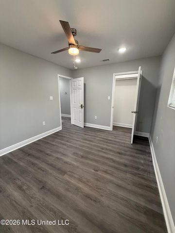 47 Lee Road, Sumrall, MS 39482