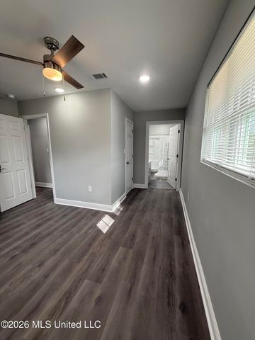 47 Lee Road, Sumrall, MS 39482