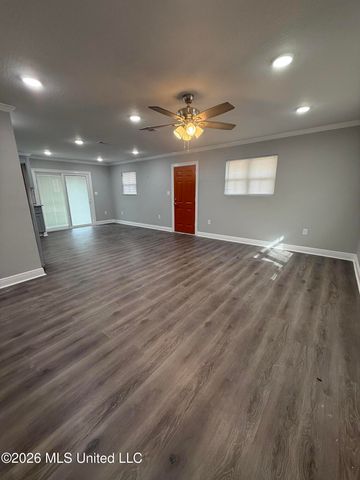 47 Lee Road, Sumrall, MS 39482