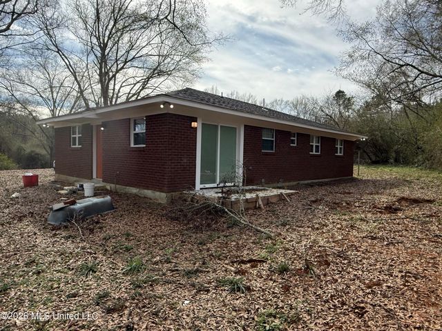 47 Lee Road, Sumrall, MS 39482