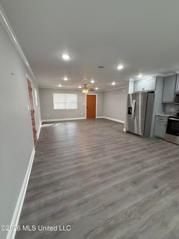 47 Lee Road, Sumrall, MS 39482