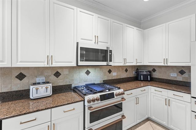 7627 DESERT INN WAY, Bradenton, FL 34202
