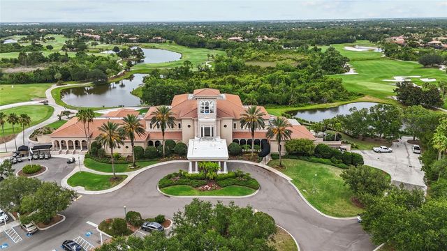 7627 DESERT INN WAY, Bradenton, FL 34202